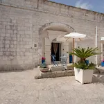 Guesthost - Borgo Lucia Trulli With Pool Selva Di Fasano
