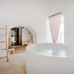 Prázdninový dům Guesthost - Borgo Lucia Trulli With Pool Selva Di Fasano