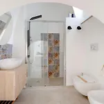Guesthost - Borgo Lucia Trulli With Pool * Selva Di Fasano