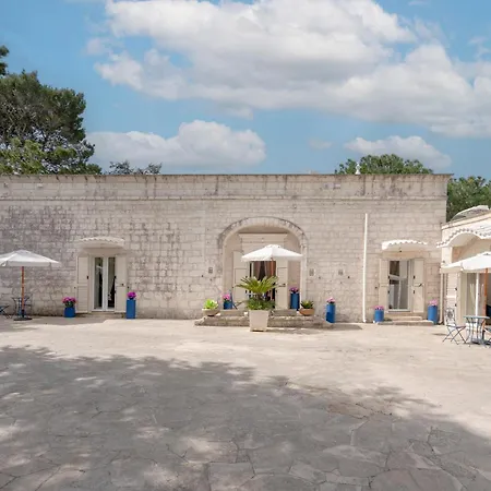 Дом отдыха Guesthost - Borgo Lucia Trulli With Pool