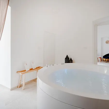 Guesthost - Borgo Lucia Trulli With Pool Selva Di Fasano