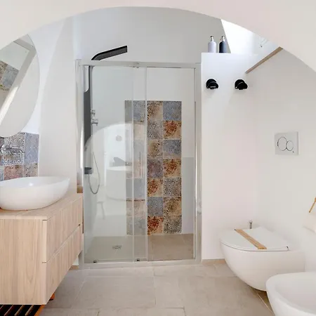 Guesthost - Borgo Lucia Trulli With Pool * Selva Di Fasano
