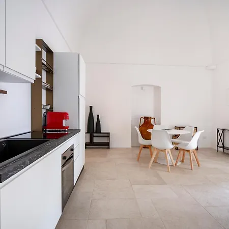 Guesthost - Borgo Lucia Trulli With Pool Dom wakacyjny *