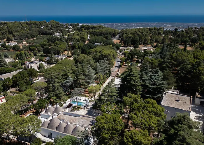 Guesthost - Borgo Lucia Trulli With Pool